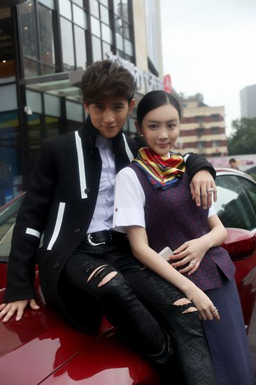 《打望》孙文婷空姐装引搭讪