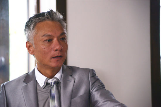 多年不见的林俊贤受邀出演《最佳嫌疑人》中的老板阮大志