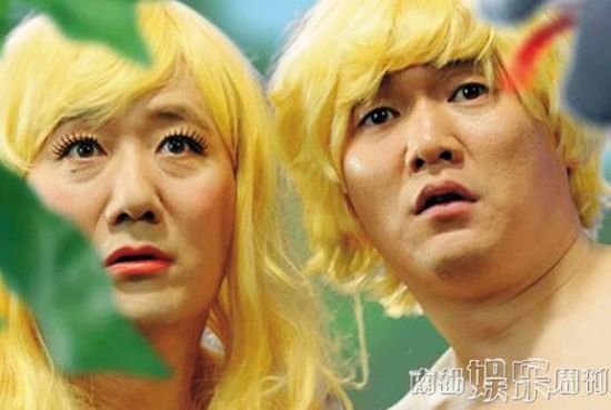 《小苹果》，听第一遍，尼玛这儿是童歌曲么，第二遍，这么一般怎么会火，第三遍，你是我的小呀小苹果，怎么爱你都不嫌多……火火火火……