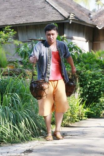 董可飞凭飘落的羽毛获马德里影节男配