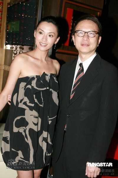 组图王晶陈炜元秋亮相盗海奇兵宣传派对