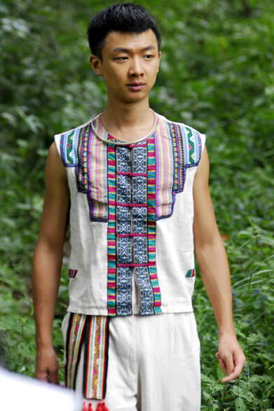 《十七》杀青 男一号邹爽在遗憾中进步(组图)