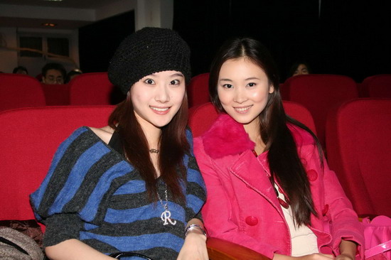 由迟佳,袁菲,张如意等新锐年青演员倾情演绎的现代商战题材数字高清