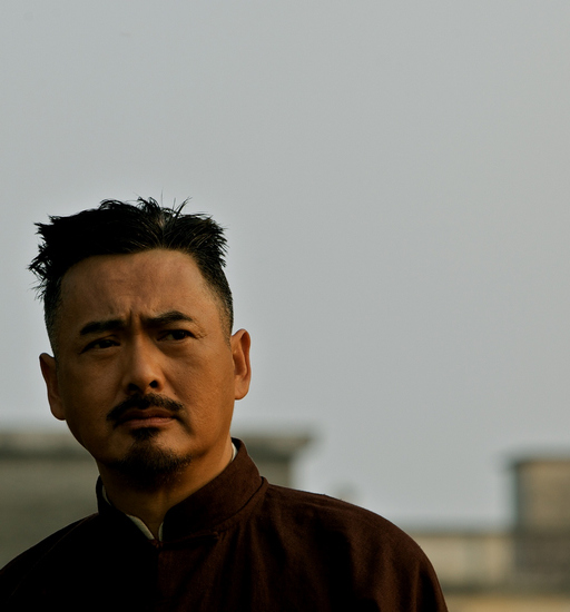 发哥分饰两角乱发冲天