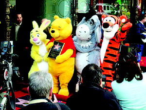 小熊维尼80岁了