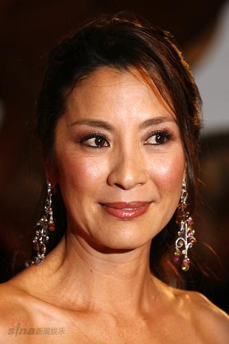 杨紫琼携新片亮相威尼斯 笑称从不怕失败(图)