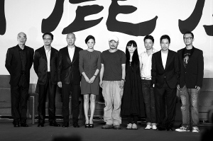 《白鹿原》的全明星阵容：刘威、吴刚、张丰毅、张雨绮、王全安导演、李梦、段奕宏、成泰燊和郭涛（左起）CFP 图