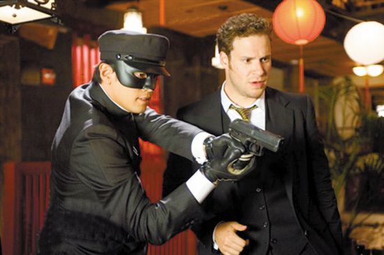 《青蜂侠》里的“加藤”周杰伦有许多动作戏