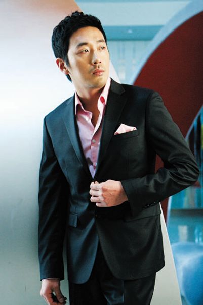 最佳男主角河正宇