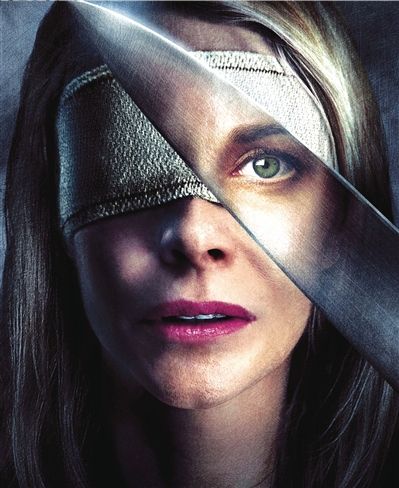 惊悚片《茱莉娅的眼睛》发预告 主角面露惊恐