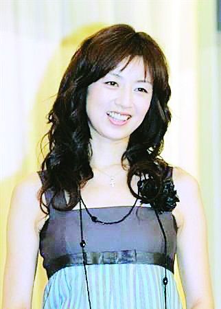 日本女星高冈早纪