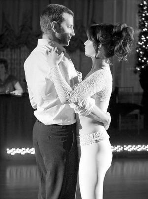 《乌云背后的幸福线》剧照