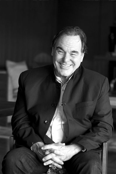 奥利弗-斯通评点战争片一秒变愤青(图)