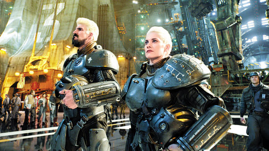 俄罗斯机甲战士随后落败