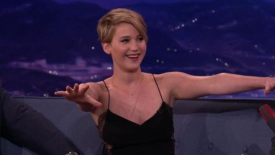 劳伦斯想要成为酒店女仆 这样就可以翻看其他人的东西了