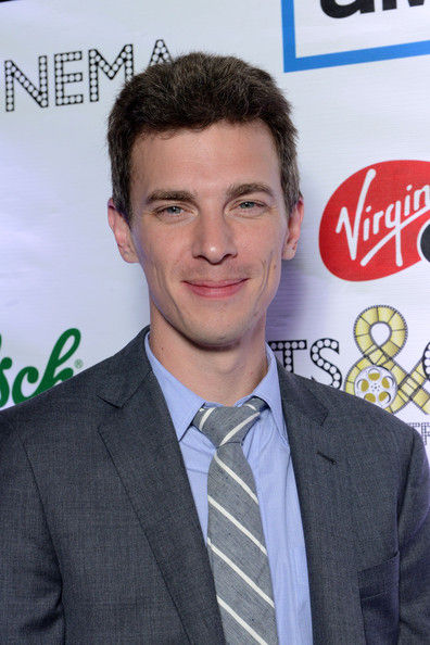 约什-伯恩将会执导《吸血鬼莱斯特》