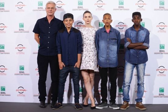 《垃圾男孩》剧组