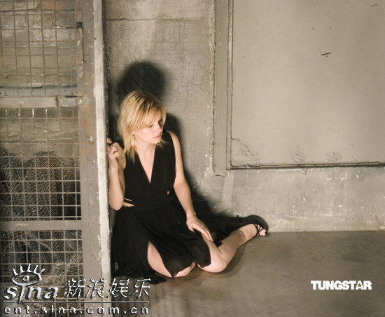 组图窒命写真海报曝光惊悚恶心挑战尺度