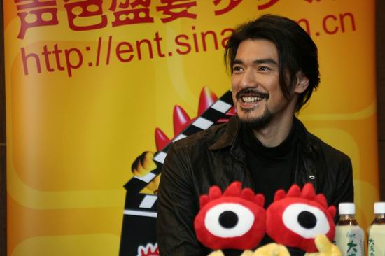 《伤城》主创新浪聊天