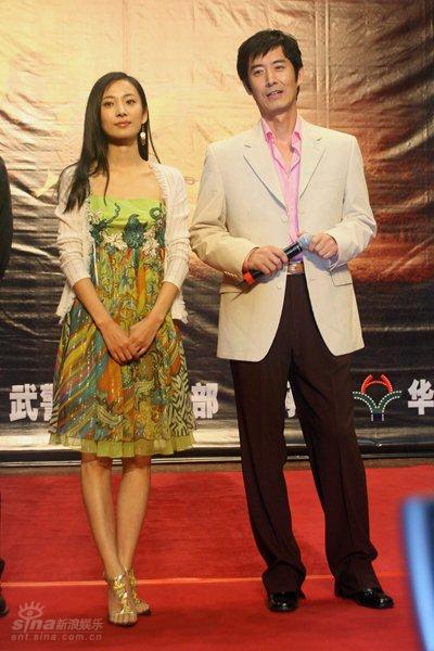 图文:《我的左手》首映-主演徐筠马越