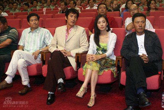 图文我的左手首映导演主演出席