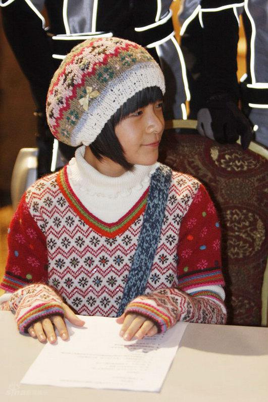 图文:《未来警察》发布会--徐娇变身小淑女