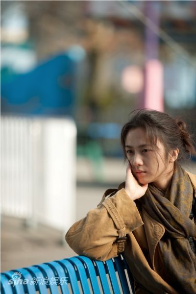 评论:《晚秋》青年多文艺 汤唯有四季