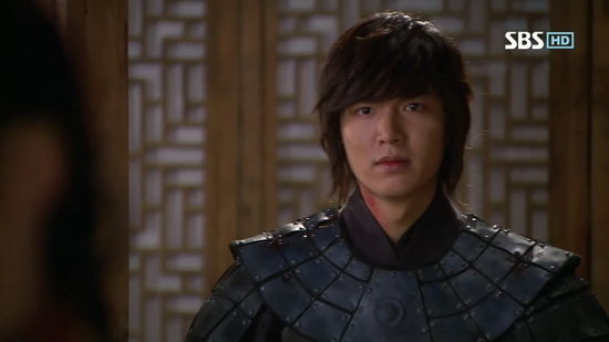 李敏镐《信义》演大将军