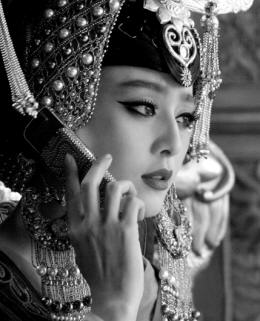 由范冰冰扮演的著名影星王菁菁