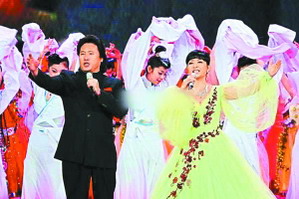 在许多大型演出中，《走向复兴》都会成为压轴歌曲。（资料图片）