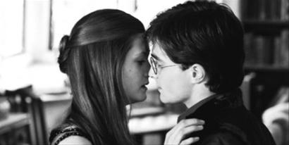 我们长大啦，可以亲