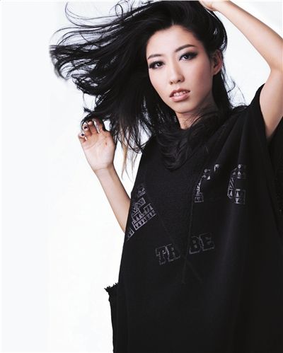 京华时报:曲婉婷挺幸运