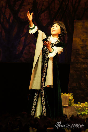 沪剧《董梅卿》