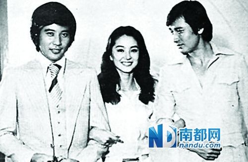 林青霞在秦汉(左)与秦祥林之间。