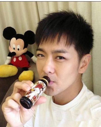 林志颖代言胶原蛋白饮品遭方舟子打假