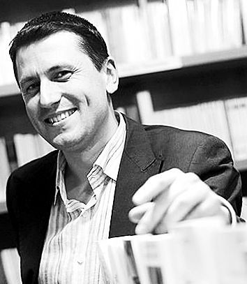 法国社会学家马特尔