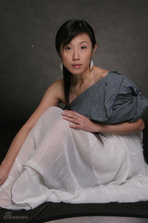 资料图片:胡靖钒精美写真--温婉典雅