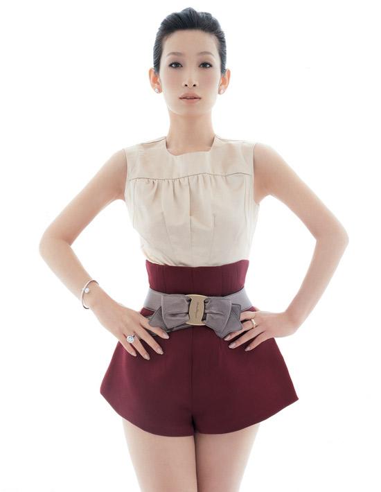 资料图片:秦海璐精美写真--芭比娃娃