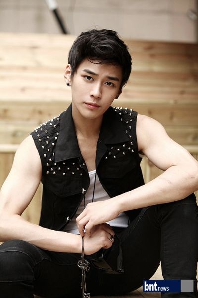 朴在贤（音译）