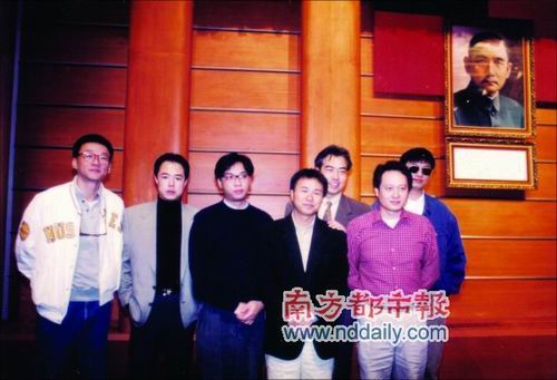 1991年的杨德昌,张铁林,关锦鹏,侯孝贤,陈凯歌,李安,王家卫(从左往右)
