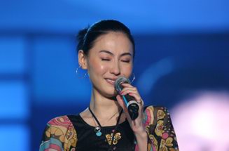 张柏芝为谢霆锋幸福洒泪