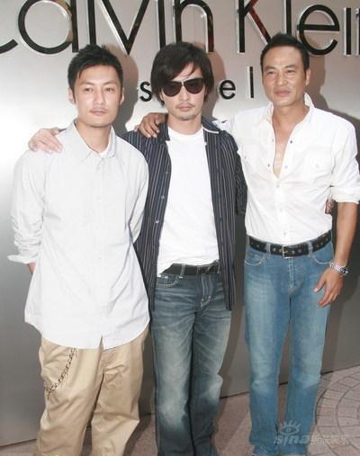 连凯走秀猛男身材尽现 自曝不怕出演情色片(图)_影音娱乐_新浪网