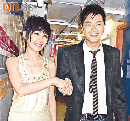 关心妍萧正楠曾闹不和 6年后重逢握手言和(图)