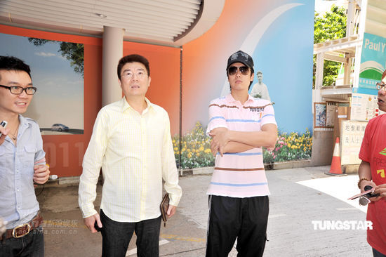 陈慧琳父亲与陈慧琳弟弟陈司翰