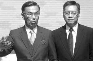 陈鸿烈在《珠光宝气》中饰演宋世万