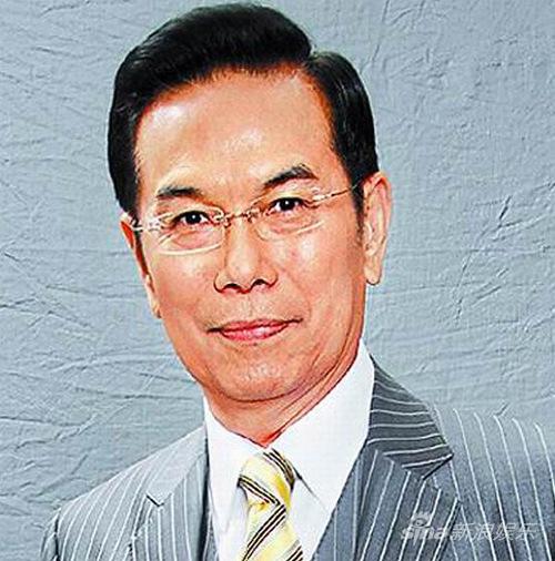 陈鸿烈遗孀携子女返台 面带哀凄十分低调(图)