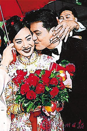 邝美云和吕良伟的“婚姻”只维持一年。