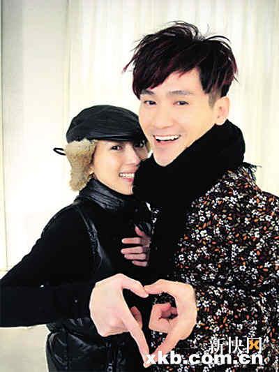 戴佩妮与易桀齐