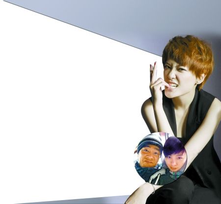 女星江雨霏（右）曾秀出与陈小春聚餐合照