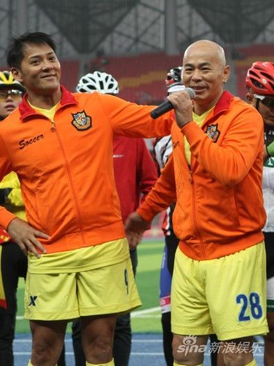 穿越玉树千里骑行启动 熊欣欣与莫少聪